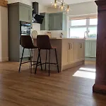 The House, * Cong