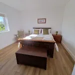 The House, * Cong